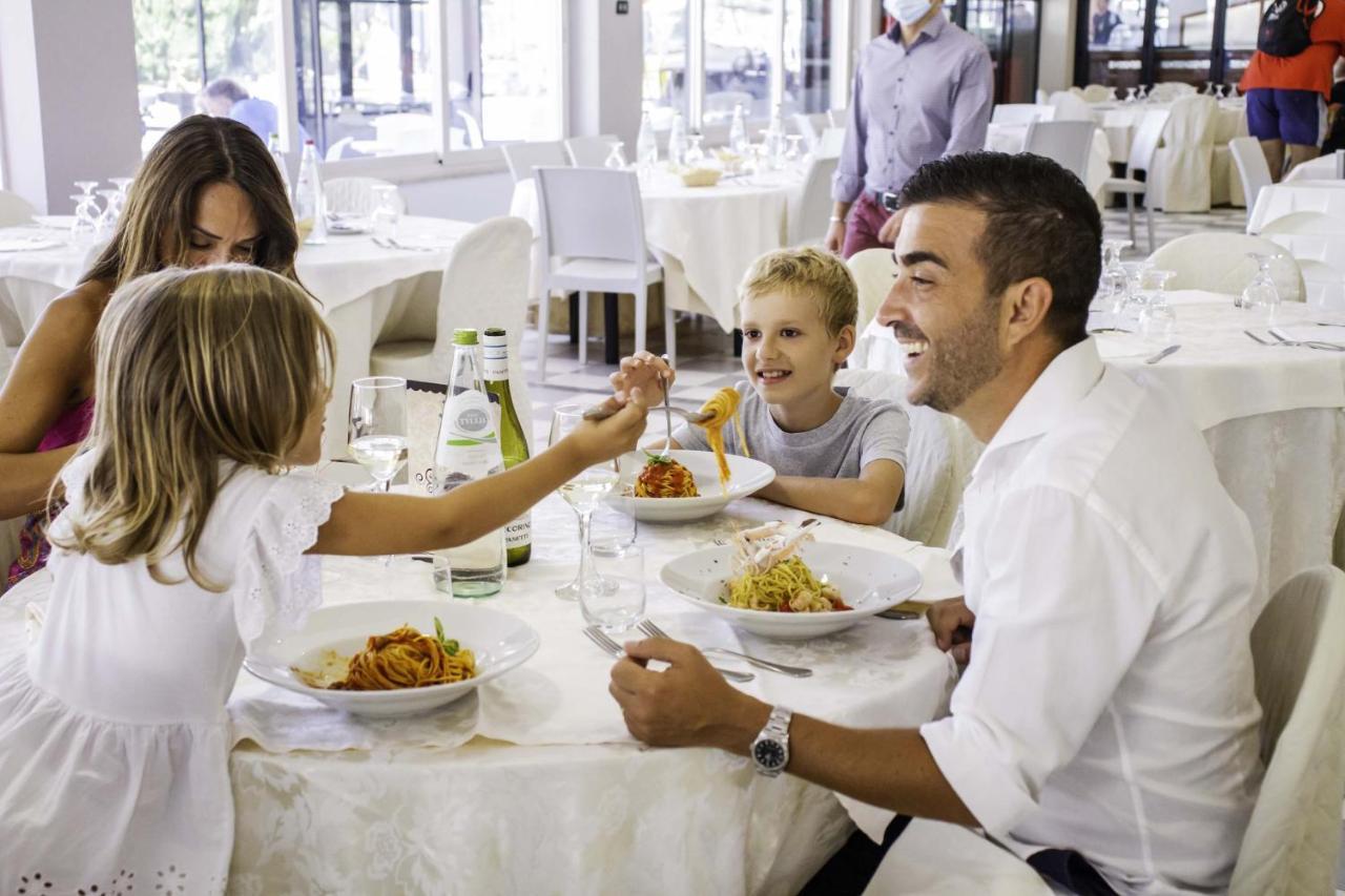 Villaggio Lido D'Abruzzo Roseto Degli Abruzzi Eksteriør billede